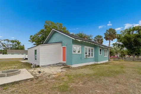 4105 18th Avenue S St Petersburg FL 33711