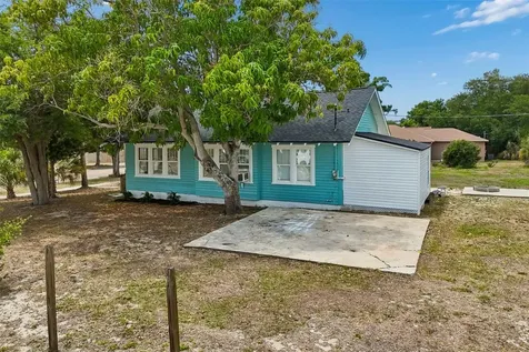 4105 18th Avenue S St Petersburg FL 33711