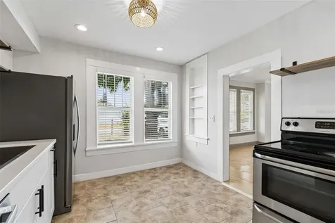 4105 18th Avenue S St Petersburg FL 33711