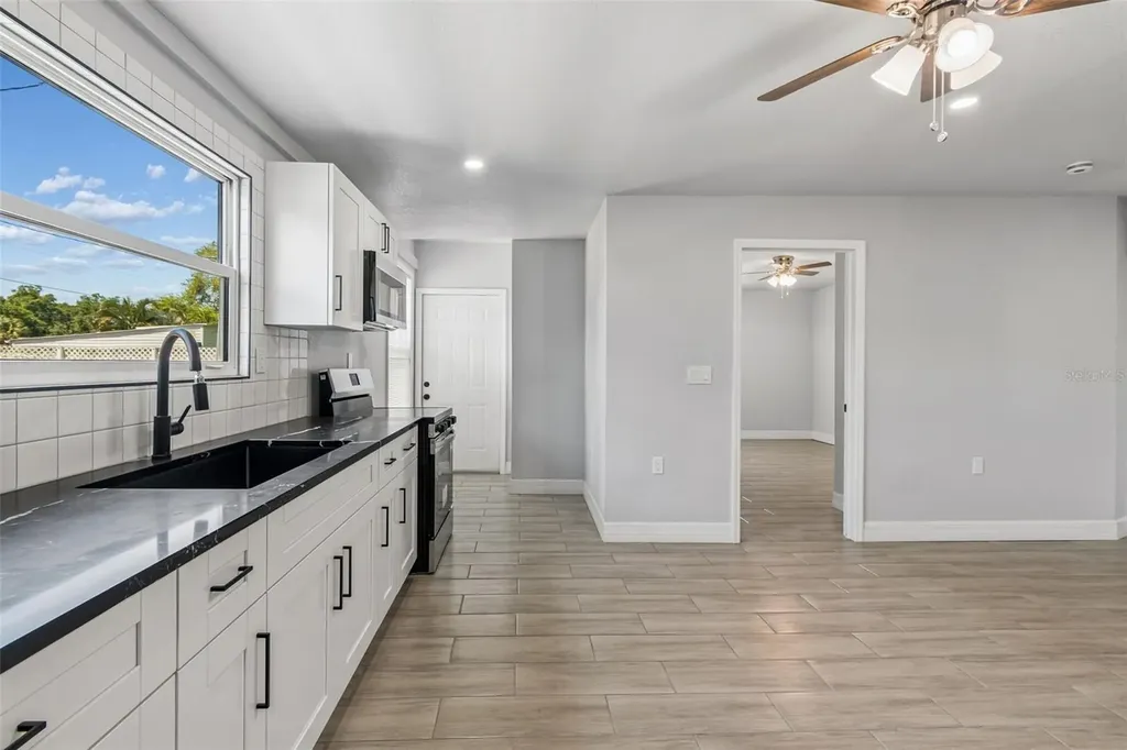 2309 21st Avenue W Bradenton FL 34205