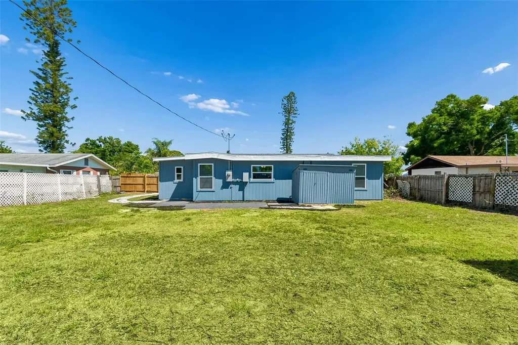 2309 21st Avenue W Bradenton FL 34205