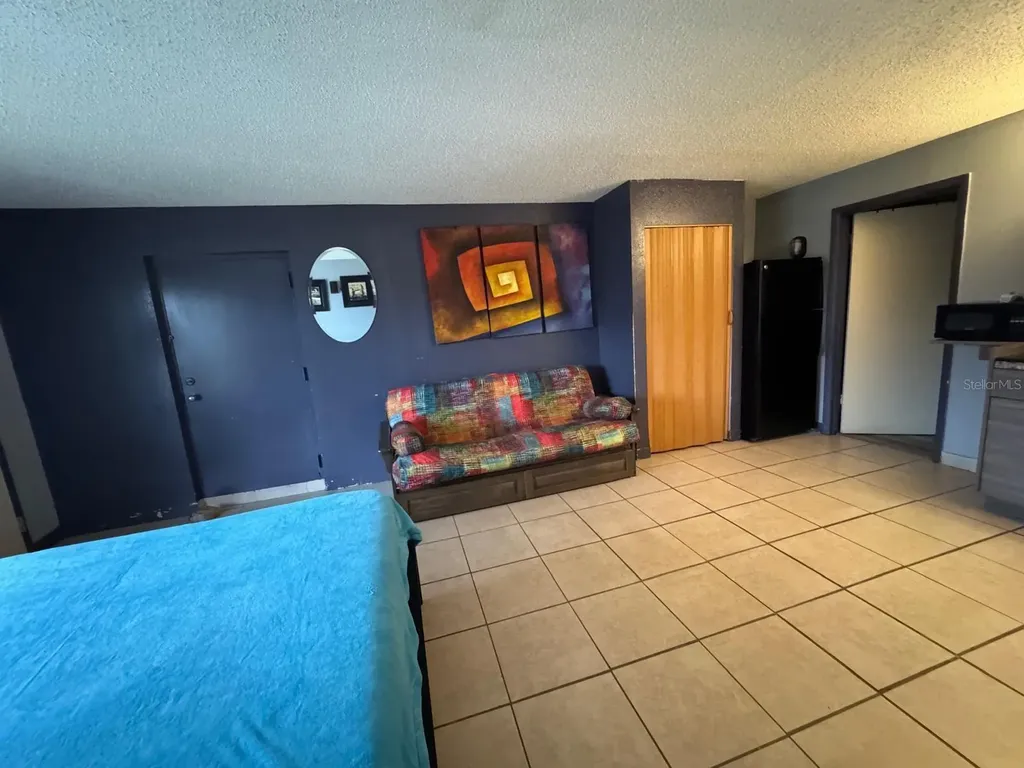 8421 S Orange Blossom Trail Orlando FL 32809