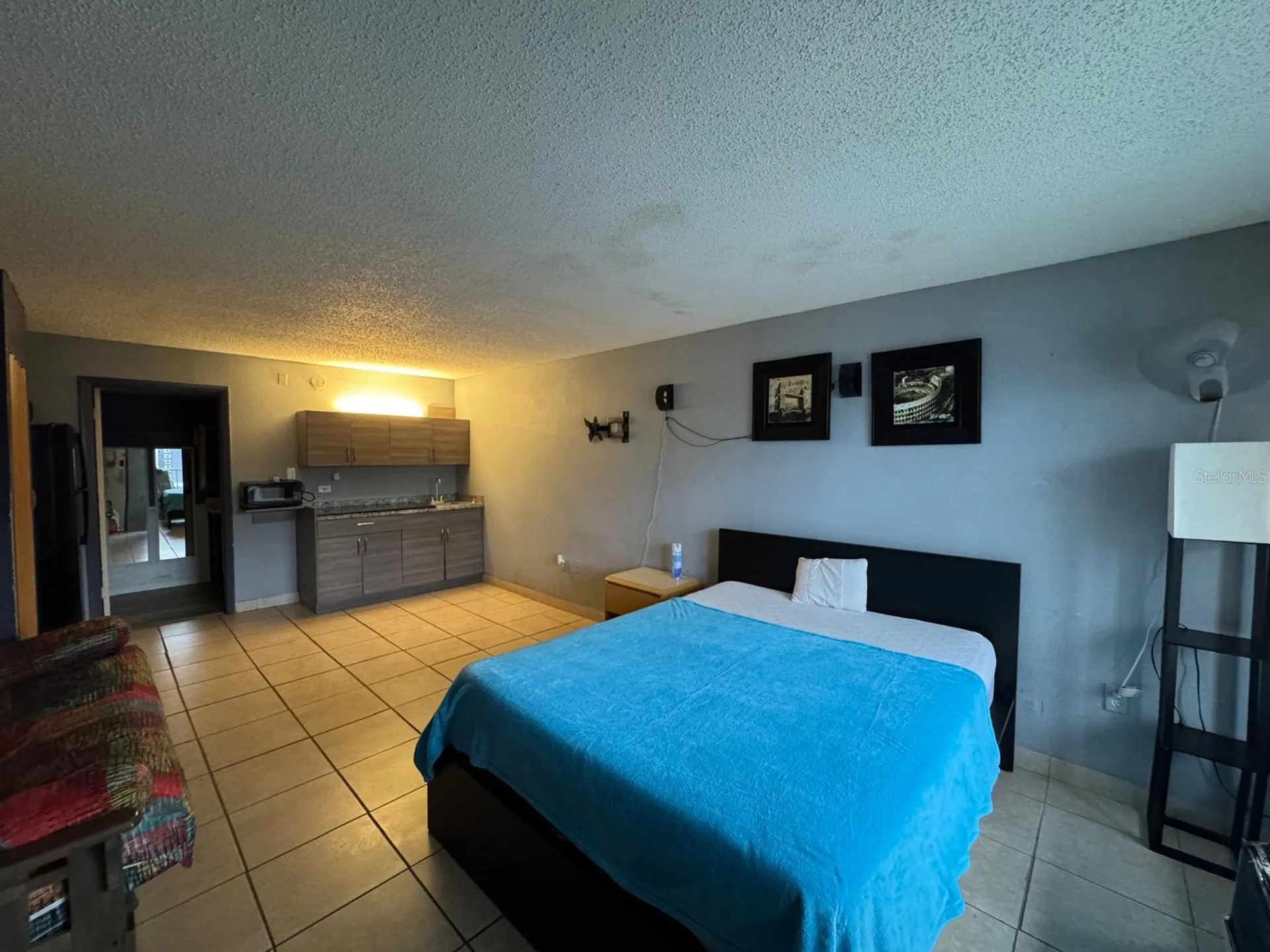 8421 S Orange Blossom Trail Orlando FL 32809