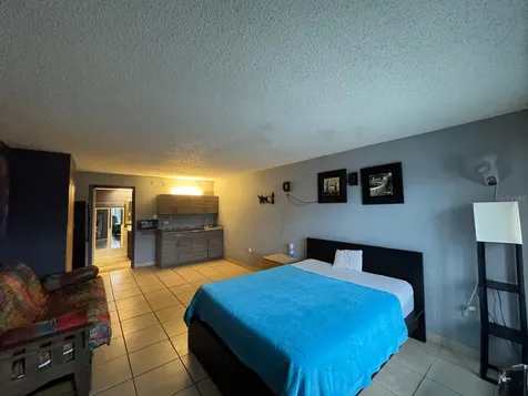 8421 S Orange Blossom Trail Orlando FL 32809
