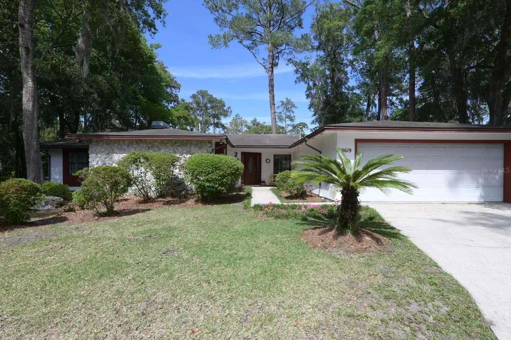 3619 NW 40th Terrace Gainesville FL 32606