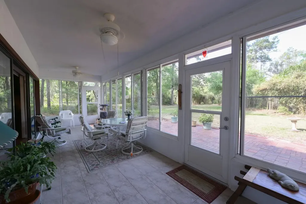 3619 NW 40th Terrace Gainesville FL 32606