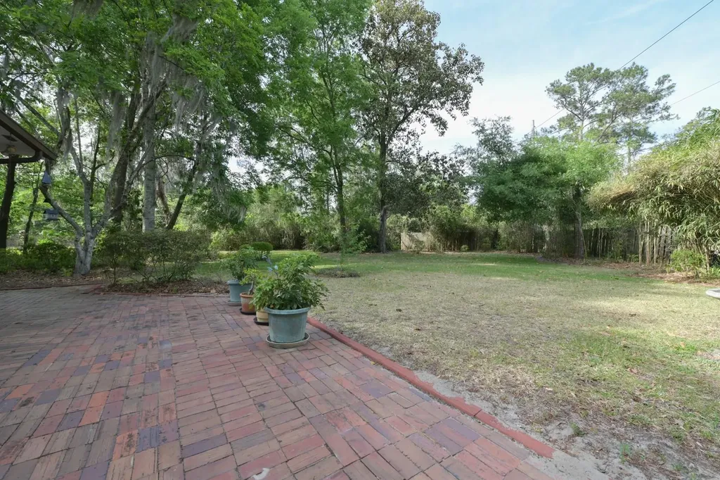 3619 NW 40th Terrace Gainesville FL 32606