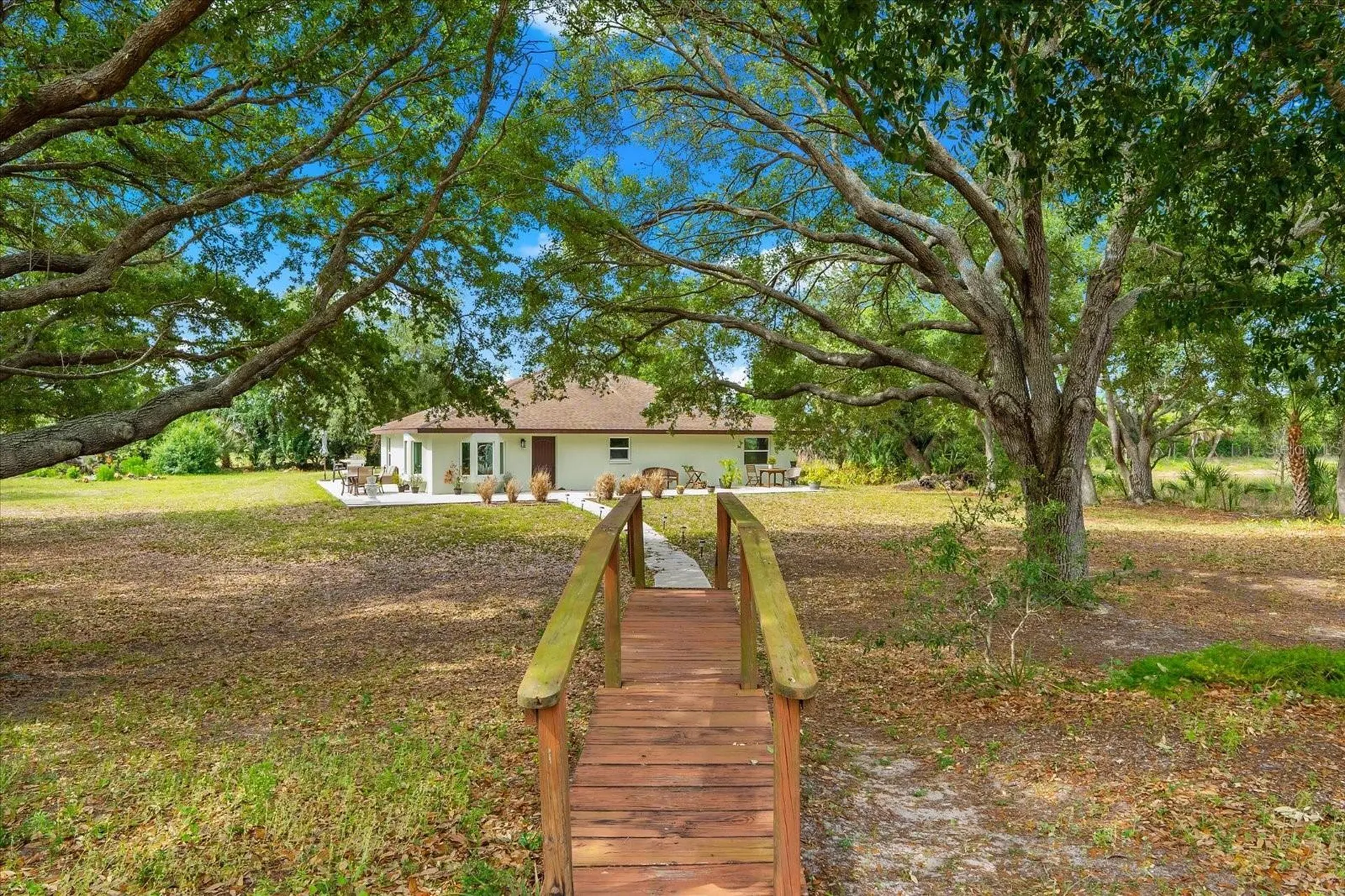 2900 Curry Lane Nokomis FL 34275