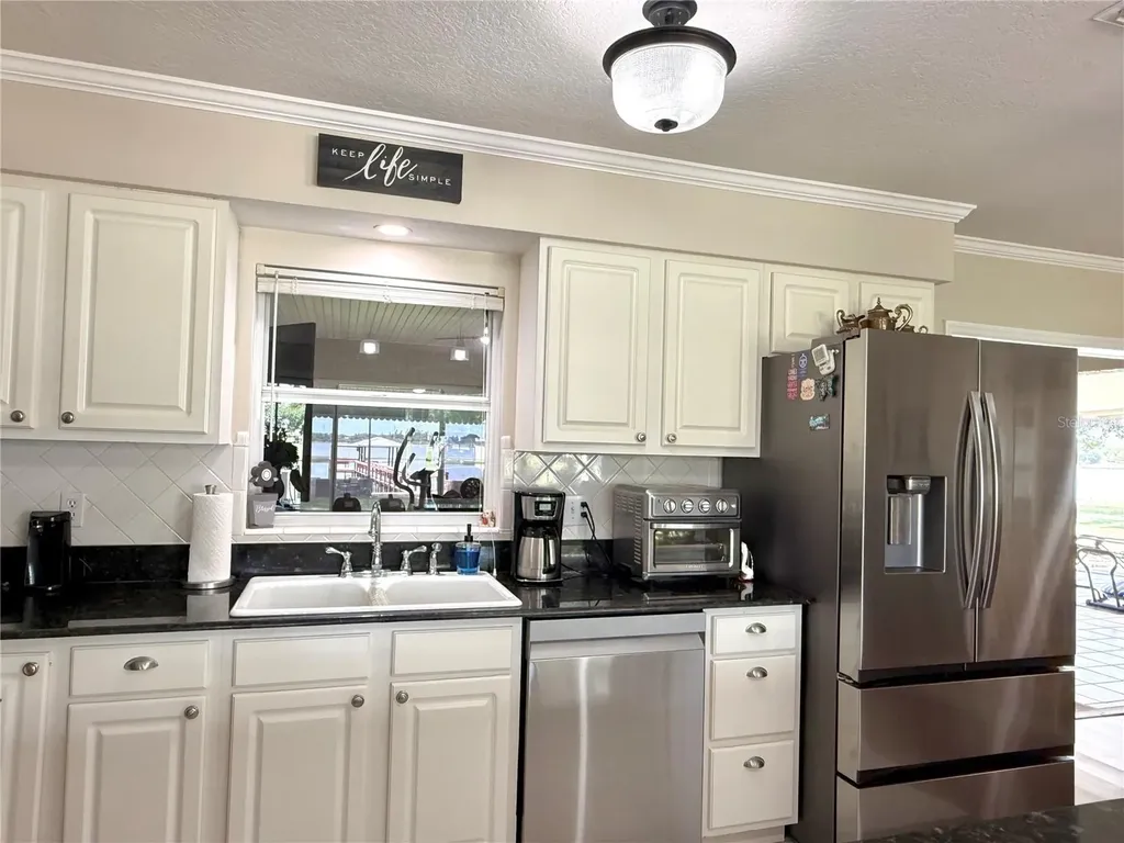 77 W Lake Damon Drive Avon Park FL 33825