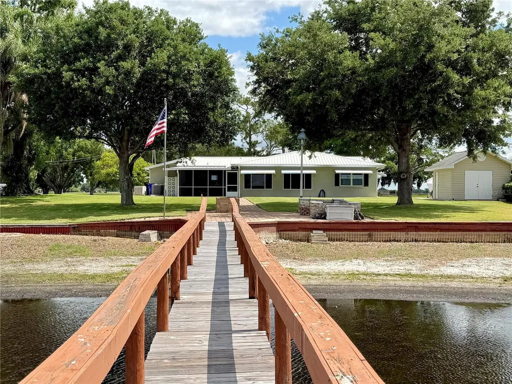 77 W Lake Damon Drive Avon Park FL 33825
