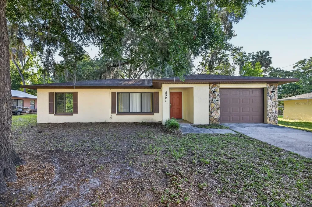 5521 NE 11th Avenue Ocala FL 34479