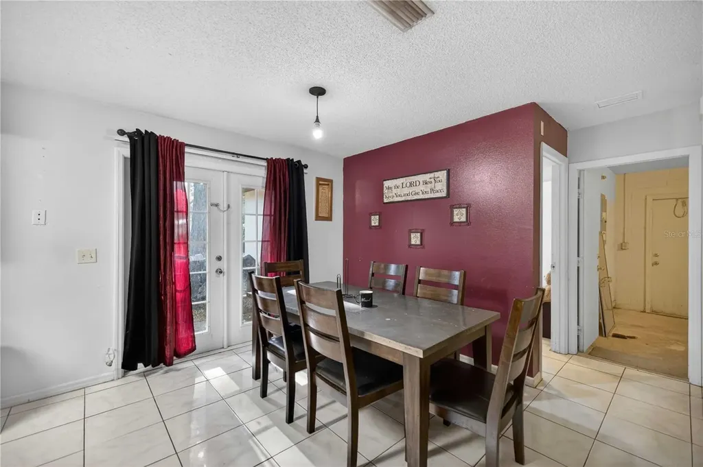 5521 NE 11th Avenue Ocala FL 34479