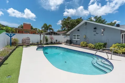 12107 72nd Way Largo FL 33773