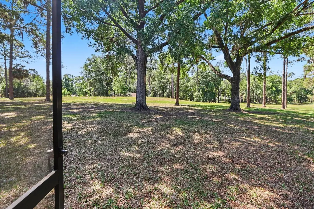19660 SW 83rd Place Road Dunnellon FL 34432