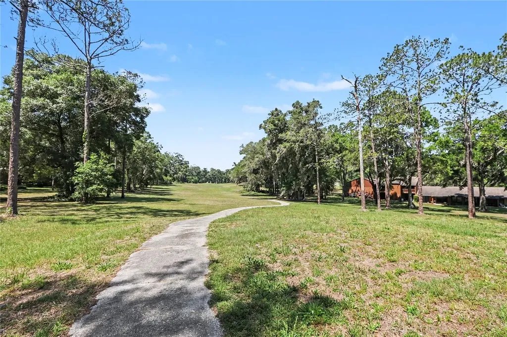 19660 SW 83rd Place Road Dunnellon FL 34432