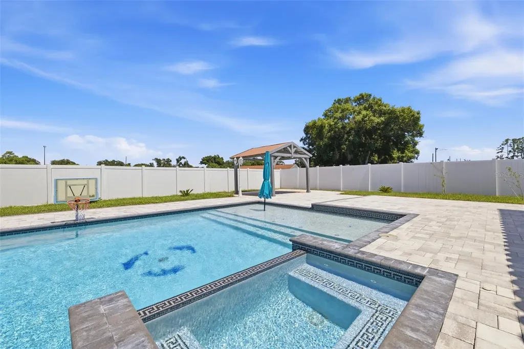 5550 64th Avenue N Pinellas Park FL 33781
