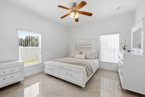 5550 64th Avenue N Pinellas Park FL 33781