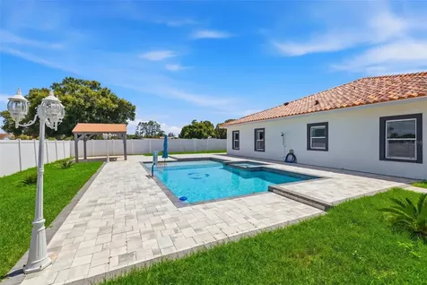 5550 64th Avenue N Pinellas Park FL 33781