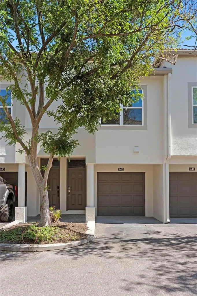 943 Normandy Trace Road Tampa FL 33602