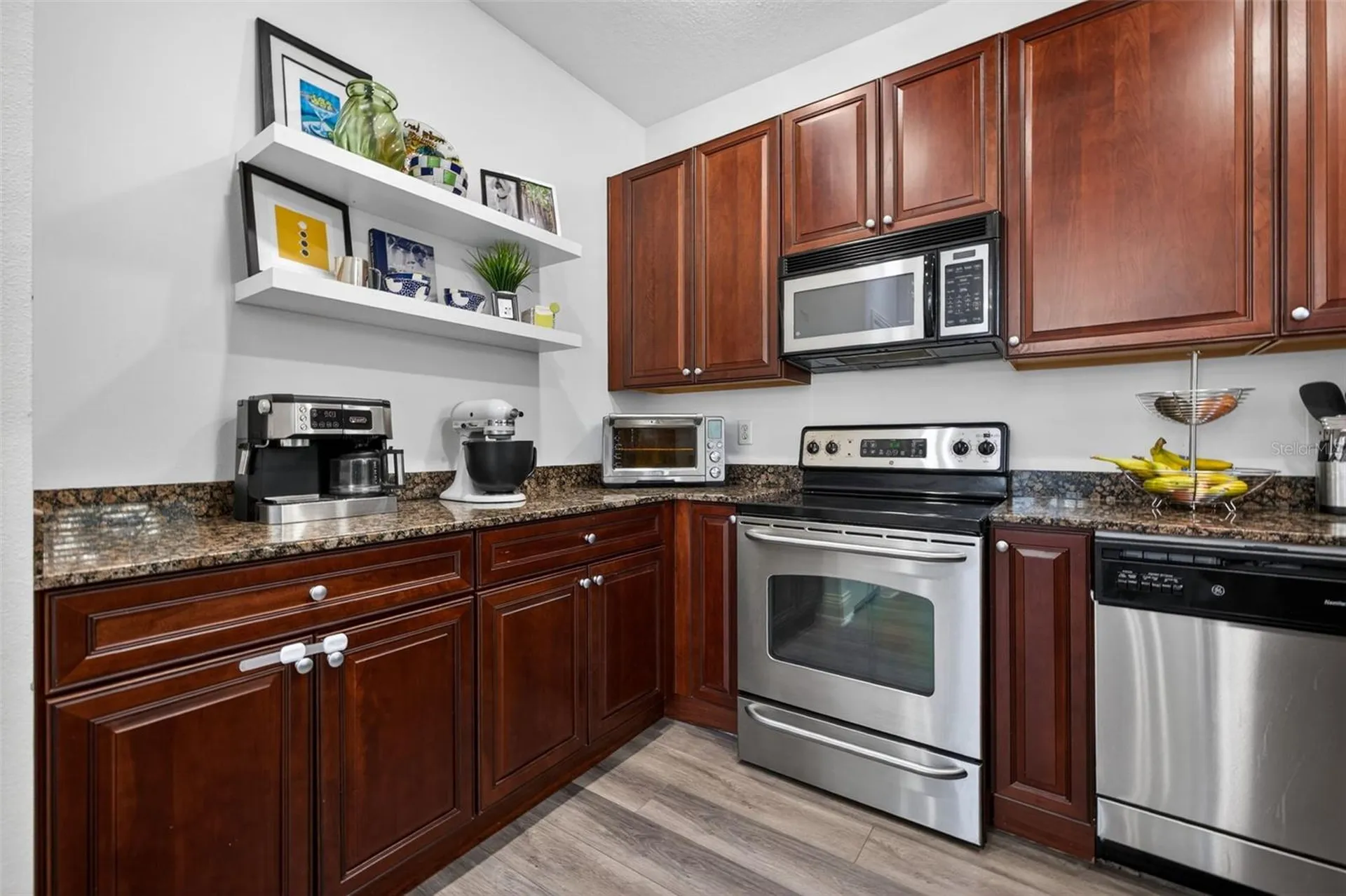 204 Rock Garden Place Tampa FL 33609
