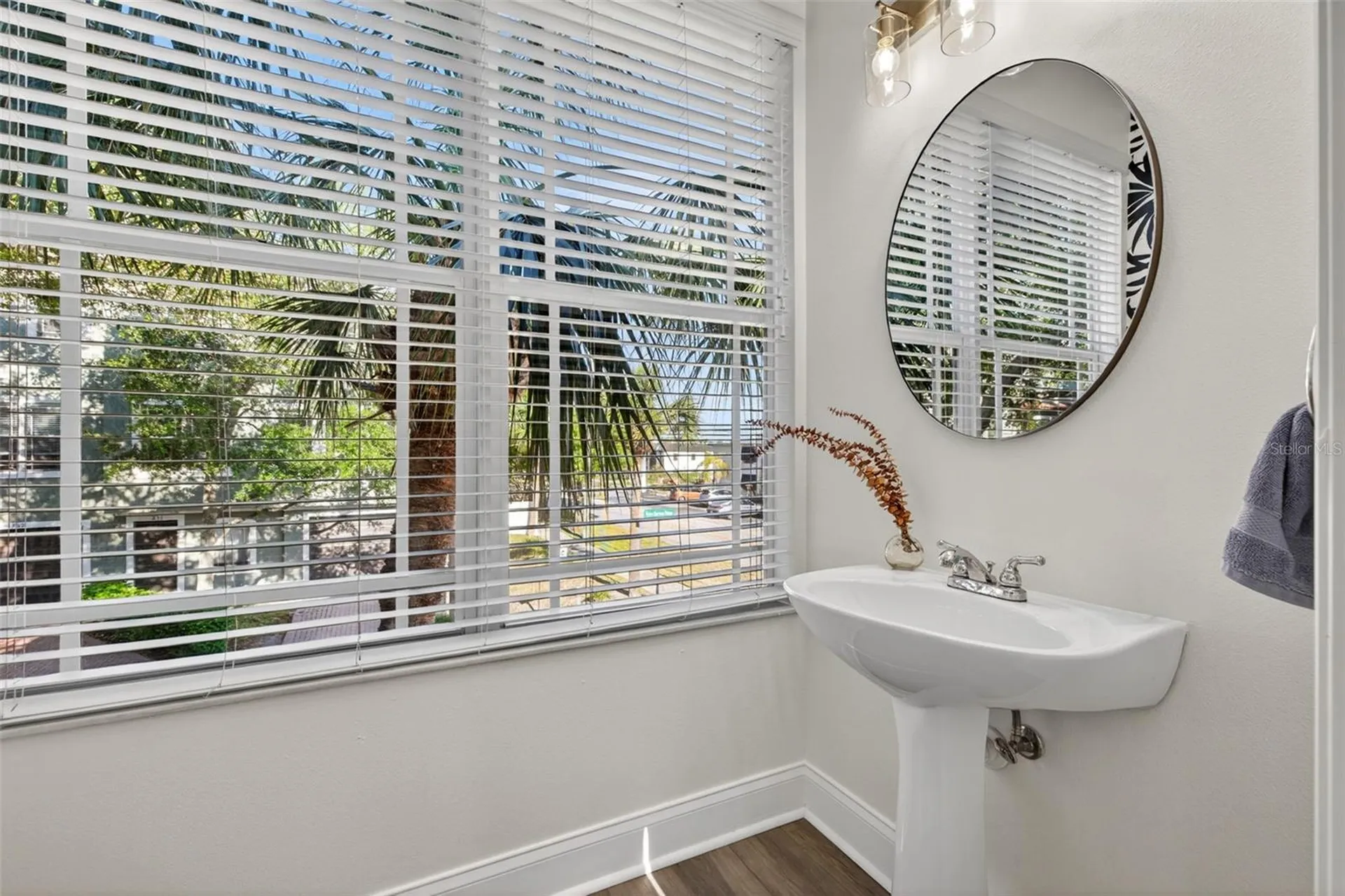 204 Rock Garden Place Tampa FL 33609