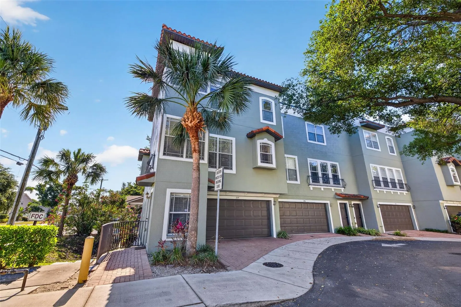 204 Rock Garden Place Tampa FL 33609