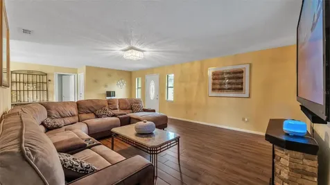 8829 Sheppard Drive Lake Wales FL 33898