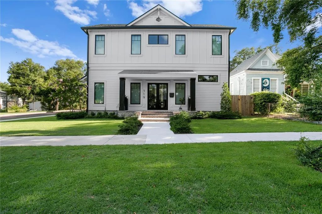 319 W Frances Avenue Tampa FL 33602