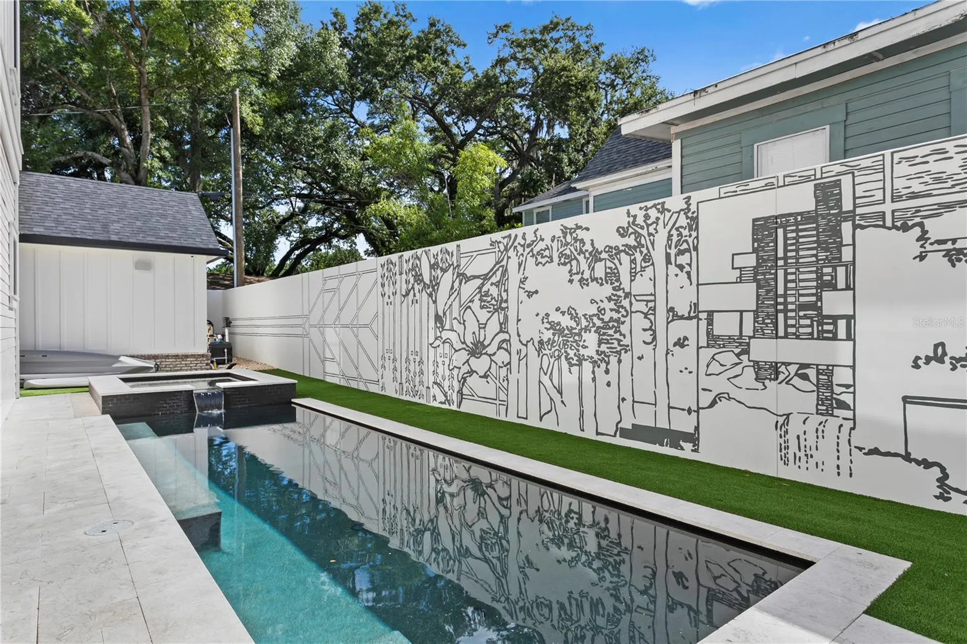 319 W Frances Avenue Tampa FL 33602