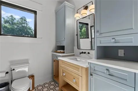 319 W Frances Avenue Tampa FL 33602