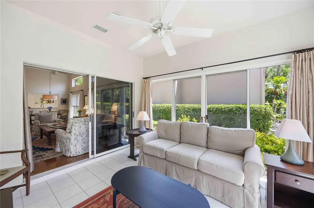 4072 Jardin Lane Sarasota FL 34238