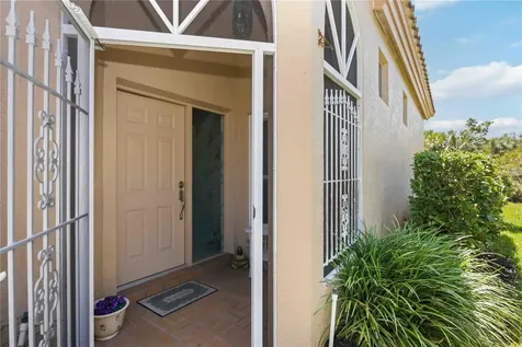 4072 Jardin Lane Sarasota FL 34238