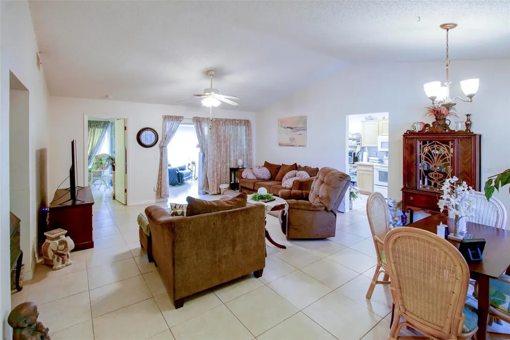 7403 Heather Walk Drive Weeki Wachee FL 34613