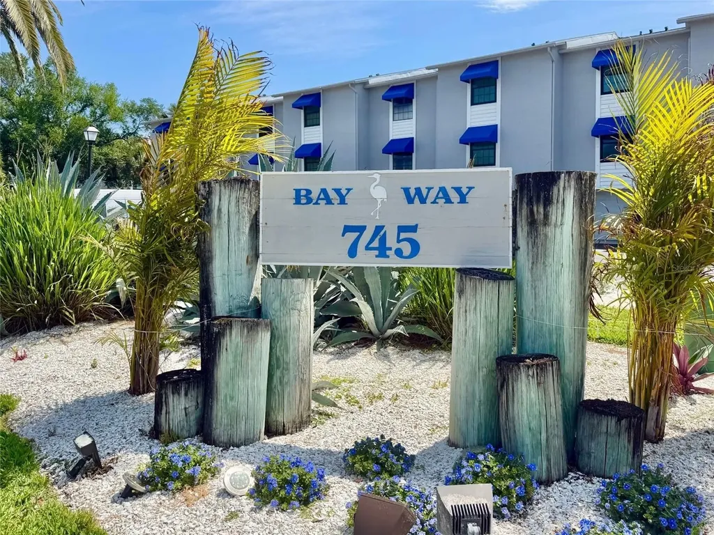 745 Pinellas Bayway S Tierra Verde FL 33715