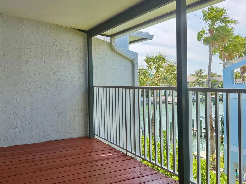 745 Pinellas Bayway S Tierra Verde FL 33715