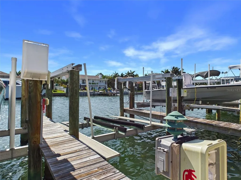 745 Pinellas Bayway S Tierra Verde FL 33715