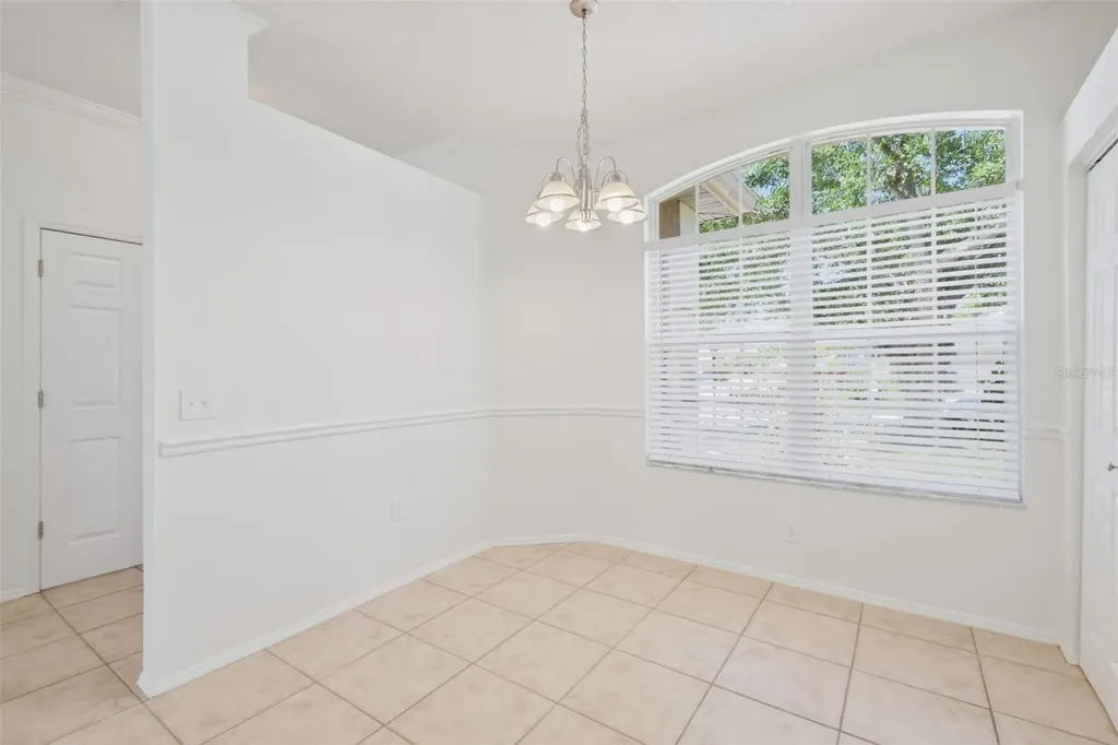 823 Springwood Circle Bradenton FL 34212