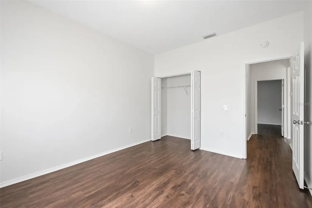 823 Springwood Circle Bradenton FL 34212