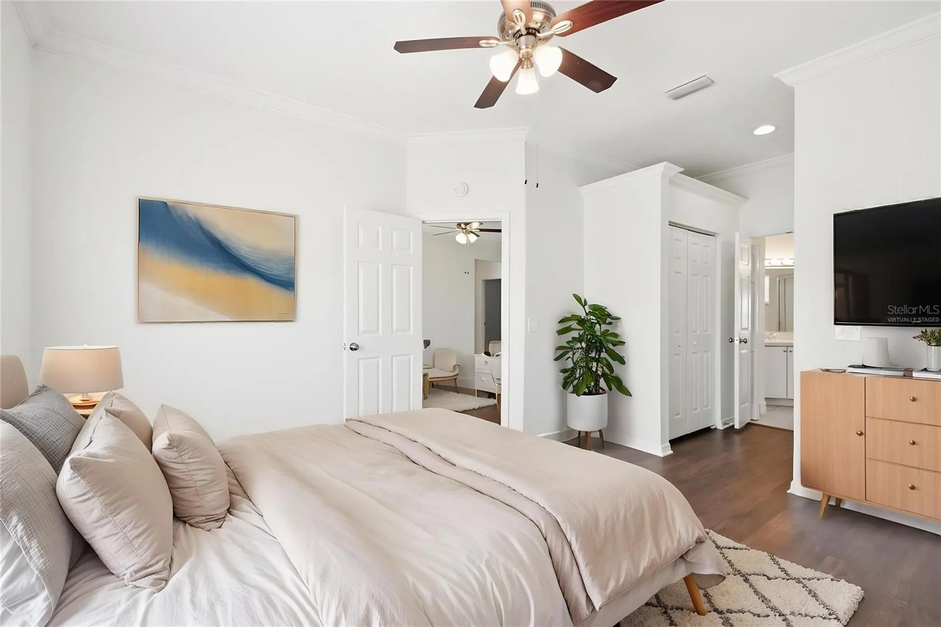 823 Springwood Circle Bradenton FL 34212