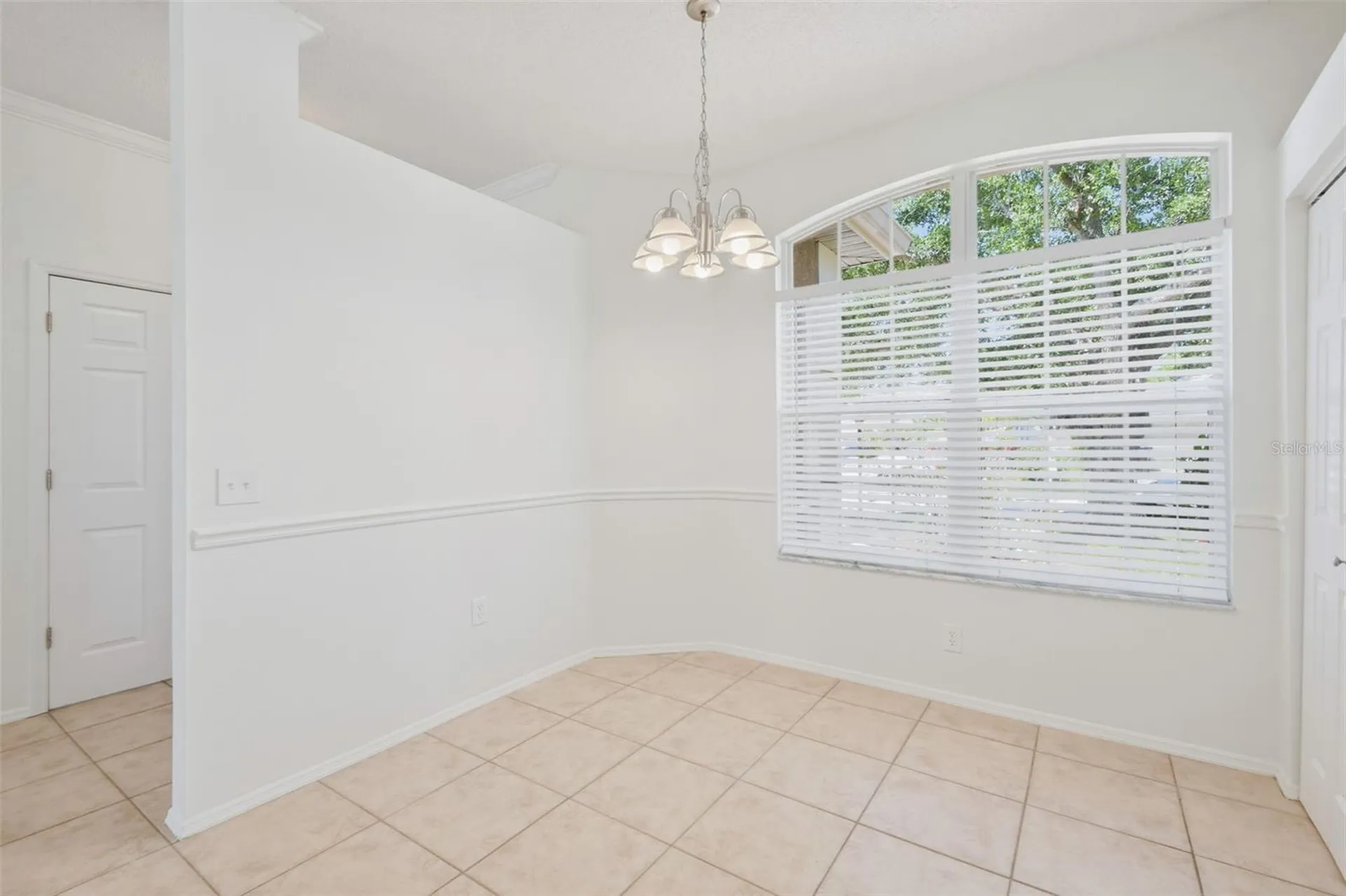823 Springwood Circle Bradenton FL 34212