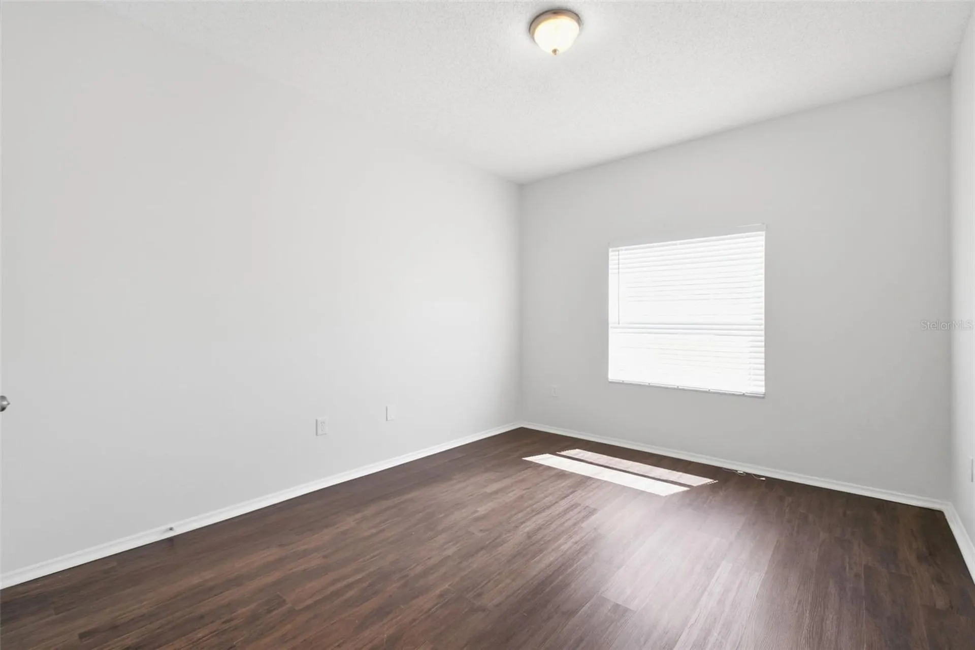 823 Springwood Circle Bradenton FL 34212