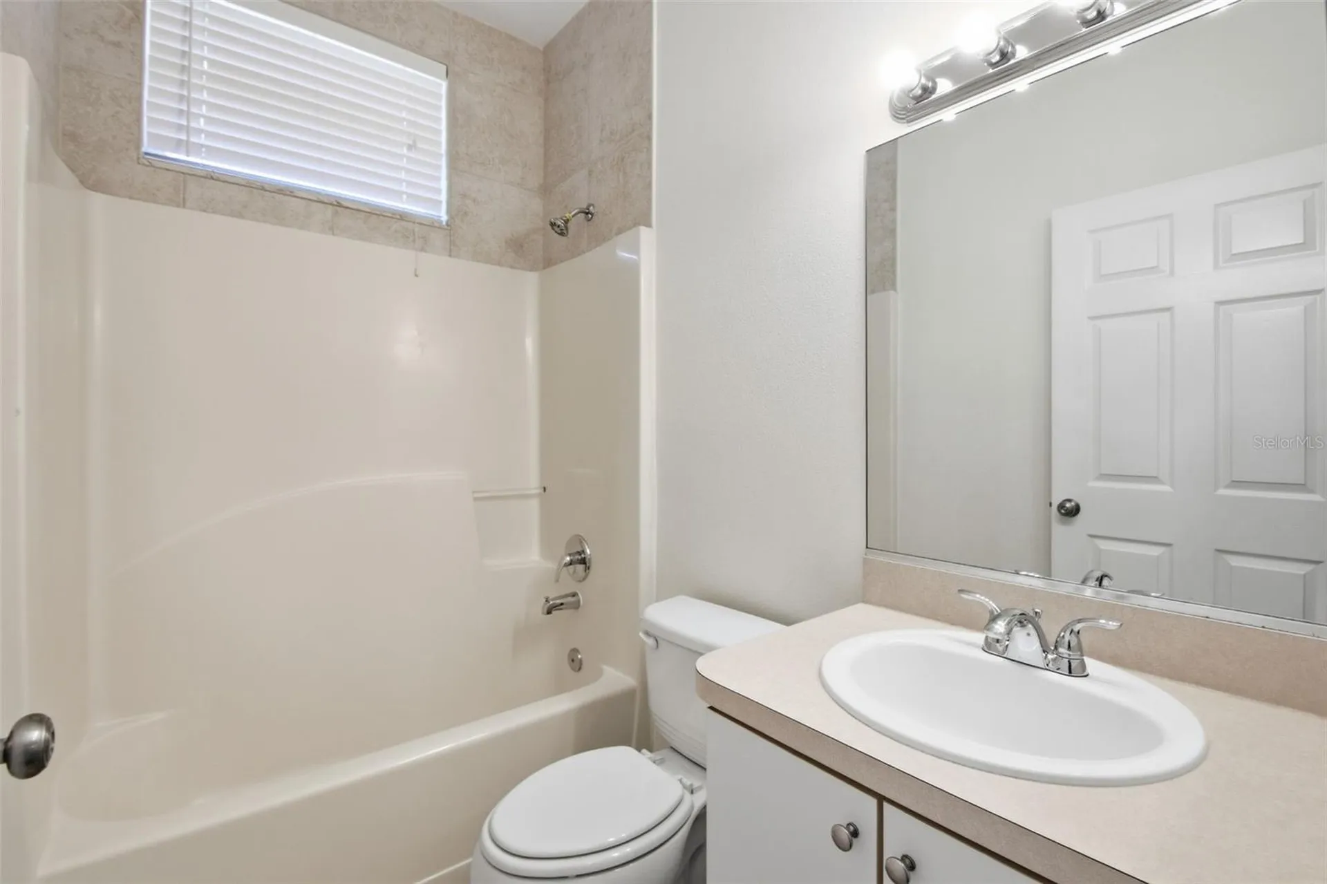 823 Springwood Circle Bradenton FL 34212