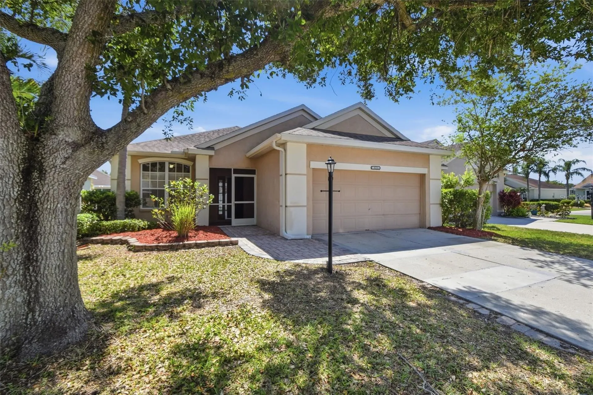 823 Springwood Circle Bradenton FL 34212