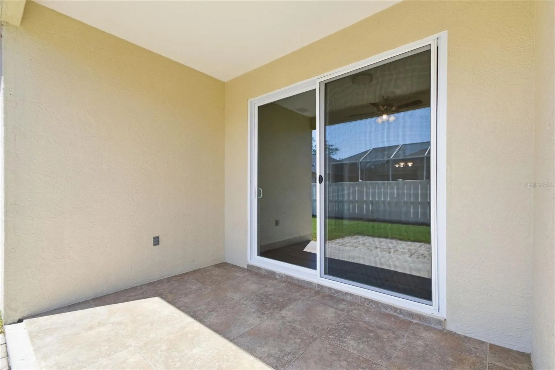 823 Springwood Circle Bradenton FL 34212