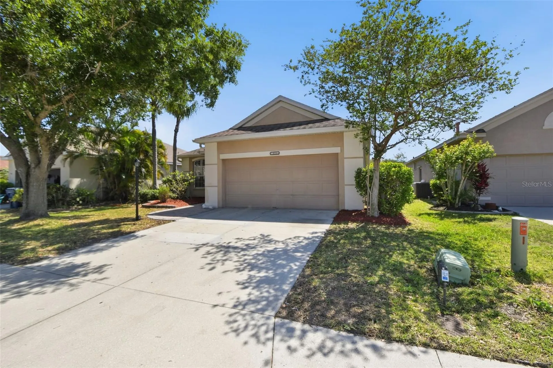 823 Springwood Circle Bradenton FL 34212