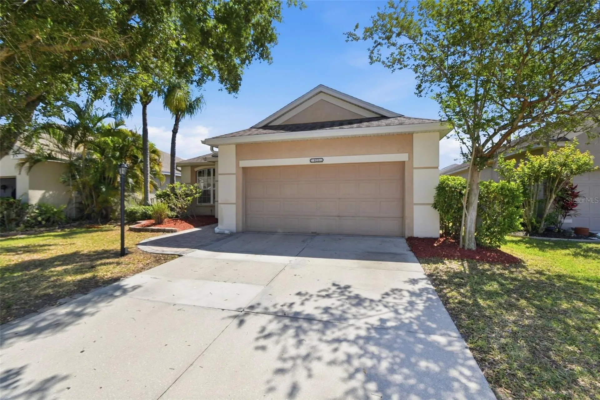 823 Springwood Circle Bradenton FL 34212