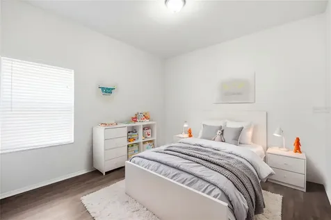 823 Springwood Circle Bradenton FL 34212