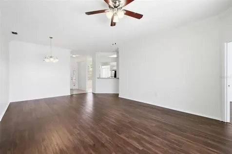 823 Springwood Circle Bradenton FL 34212