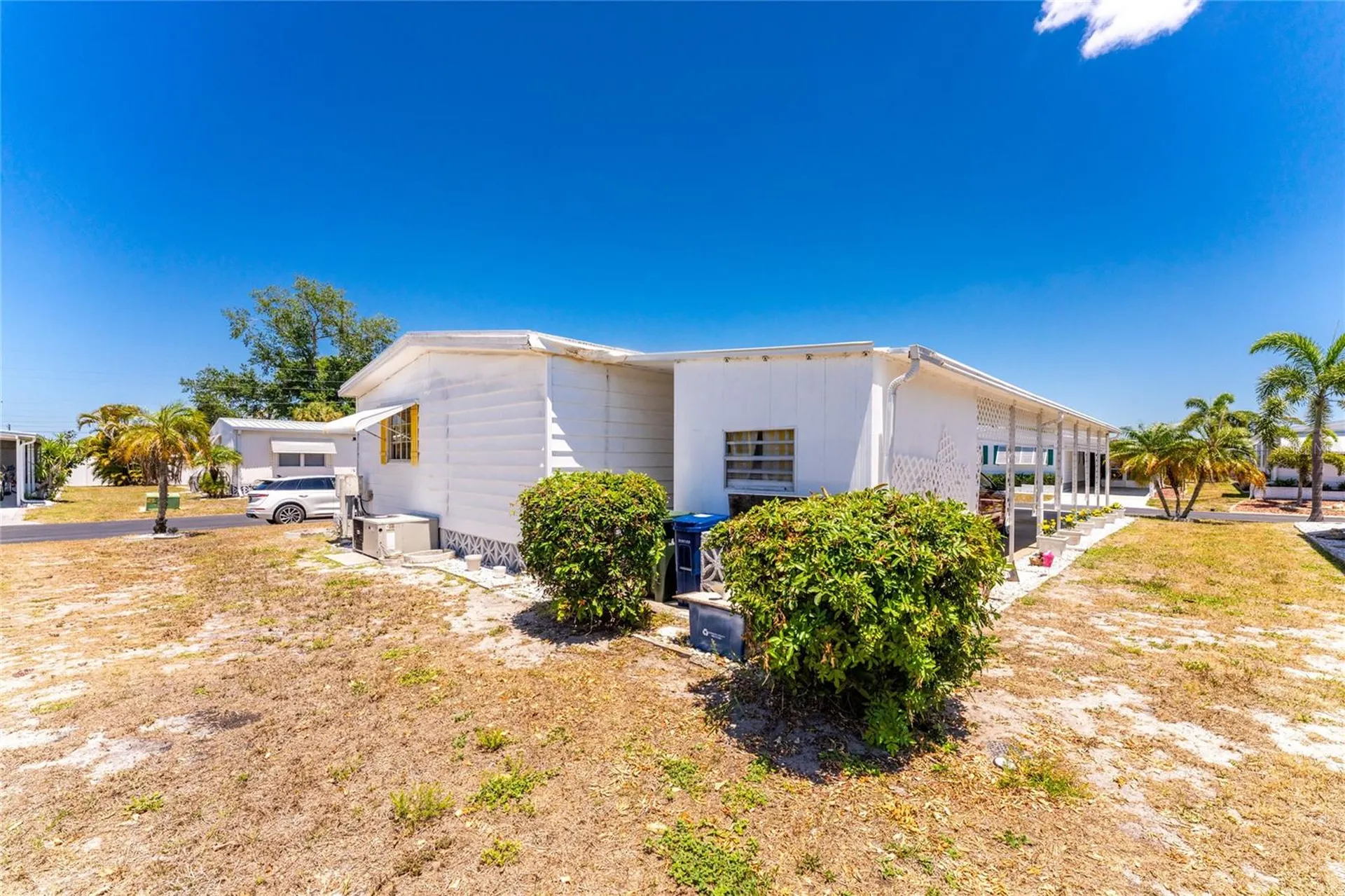 17 N Flora Vista Street Englewood FL 34223