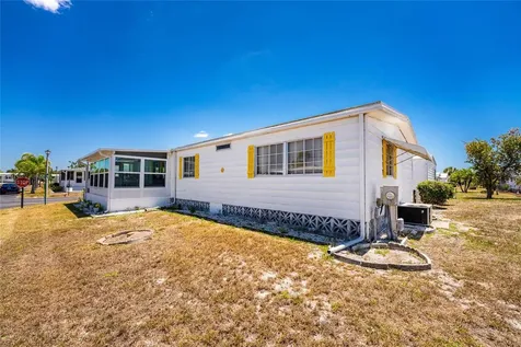 17 N Flora Vista Street Englewood FL 34223